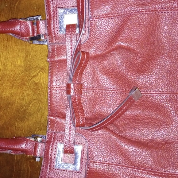 Red Hand Bag - Picture 7 of 15